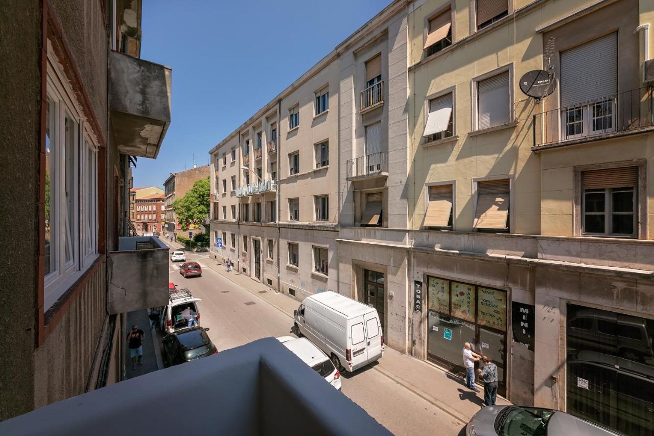 Preziosa Hotel Pula Buitenkant foto